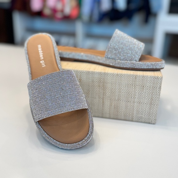 Madden Girl Addie women’s Slide Sandal - Picture 11 of 14